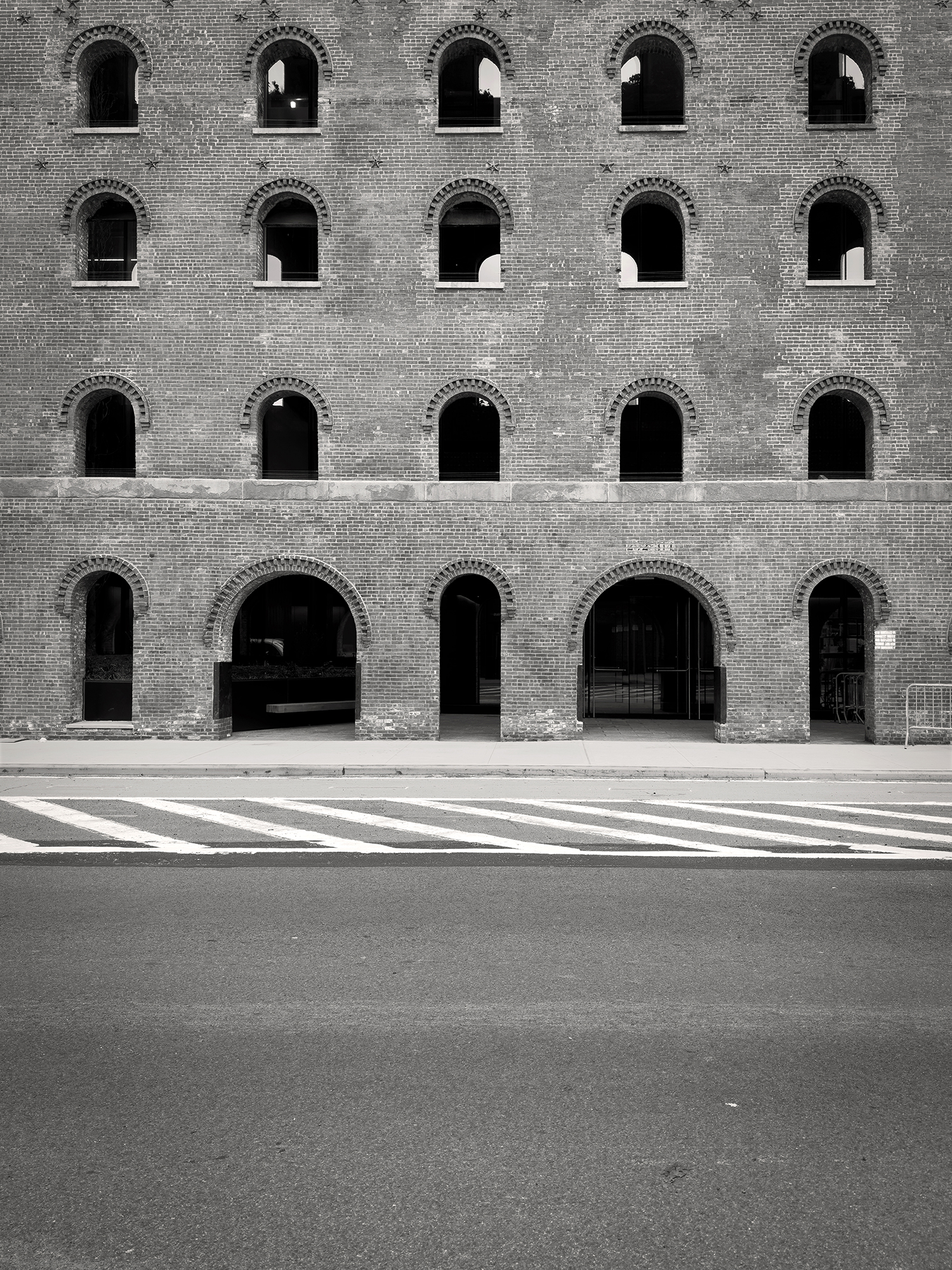 Christoph Radke, New York City, Brooklyn, Kent Avenue, 2024
